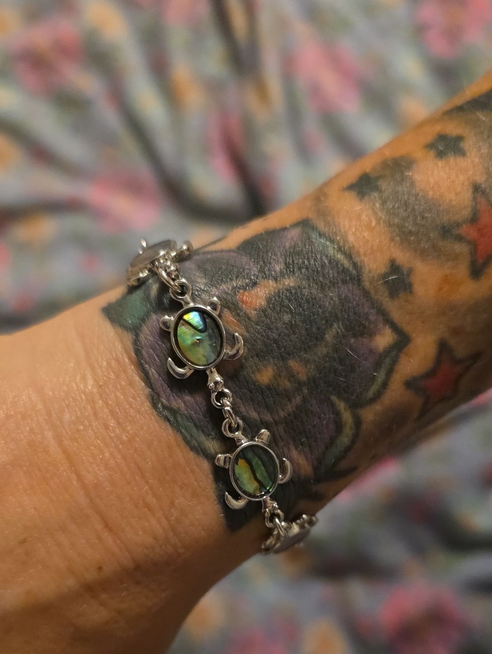 Sterling-Style Turtle Link Bracelet with Iridescent Abalone Accents - Green Blue